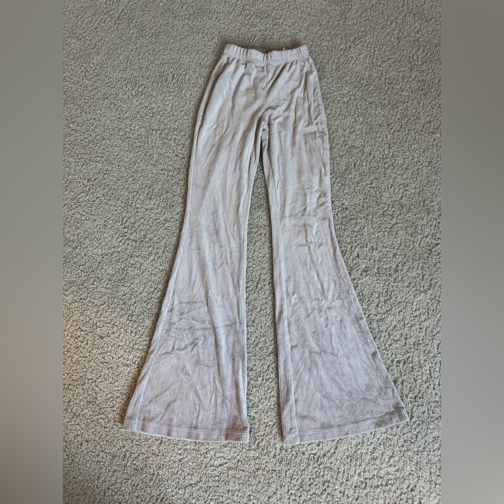 H&M Divided Flare Leggings